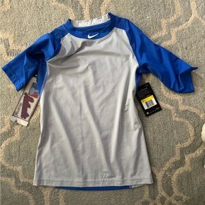 Nike boys cool down baseball shirt, NWT, small